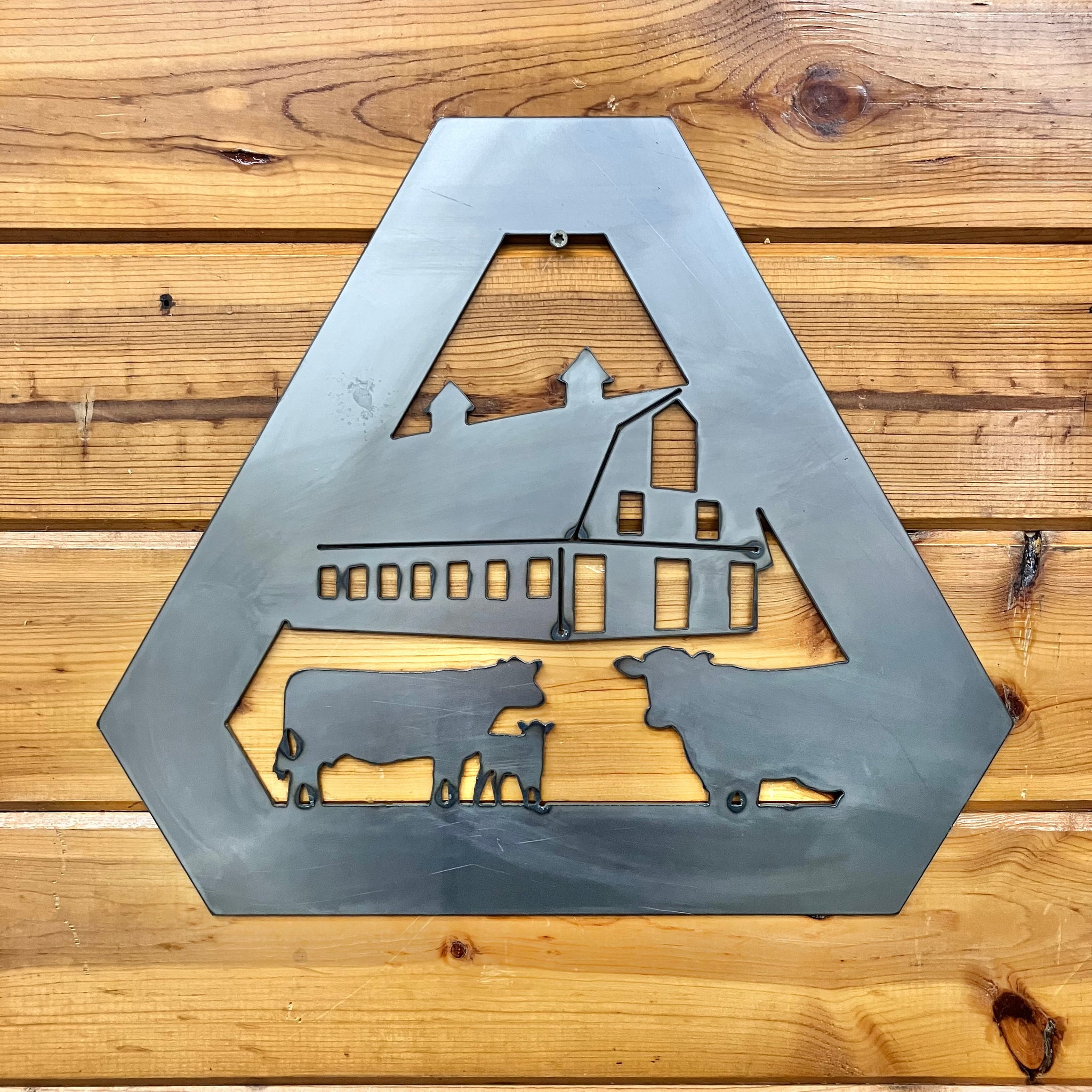 Farm Slow Moving Vehicle Sign – Mastodon Metal Works